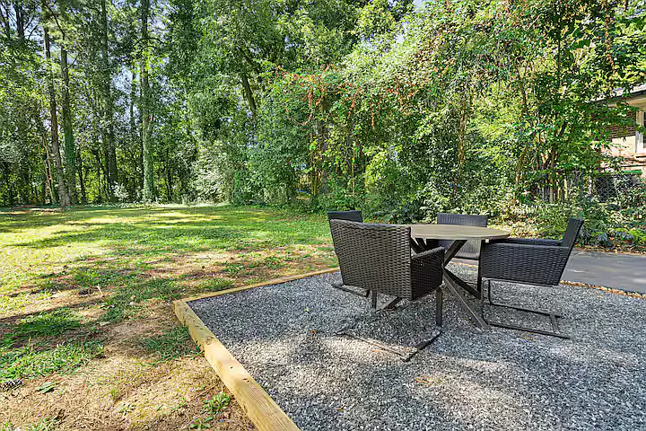 2726 Milburnie Rd — Photo 3