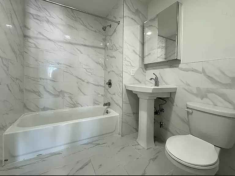 14-43 31st Ave #4B — Photo 6