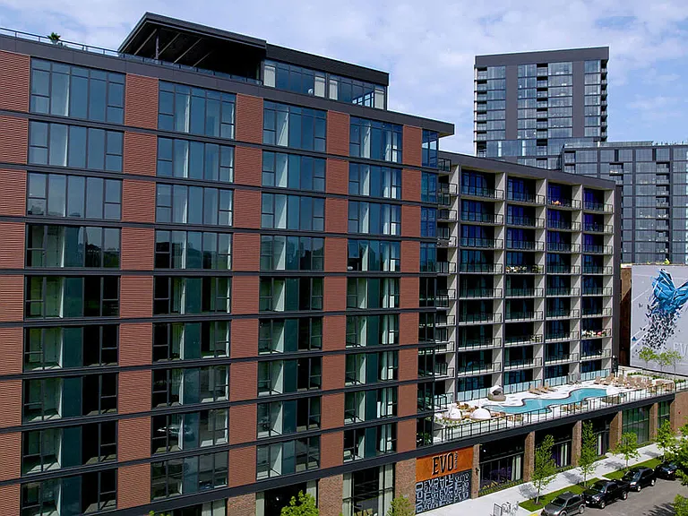 Evo Union Park Apartments — Photo 7