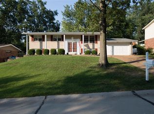 4737 Gatesbury Dr, Saint Louis, MO