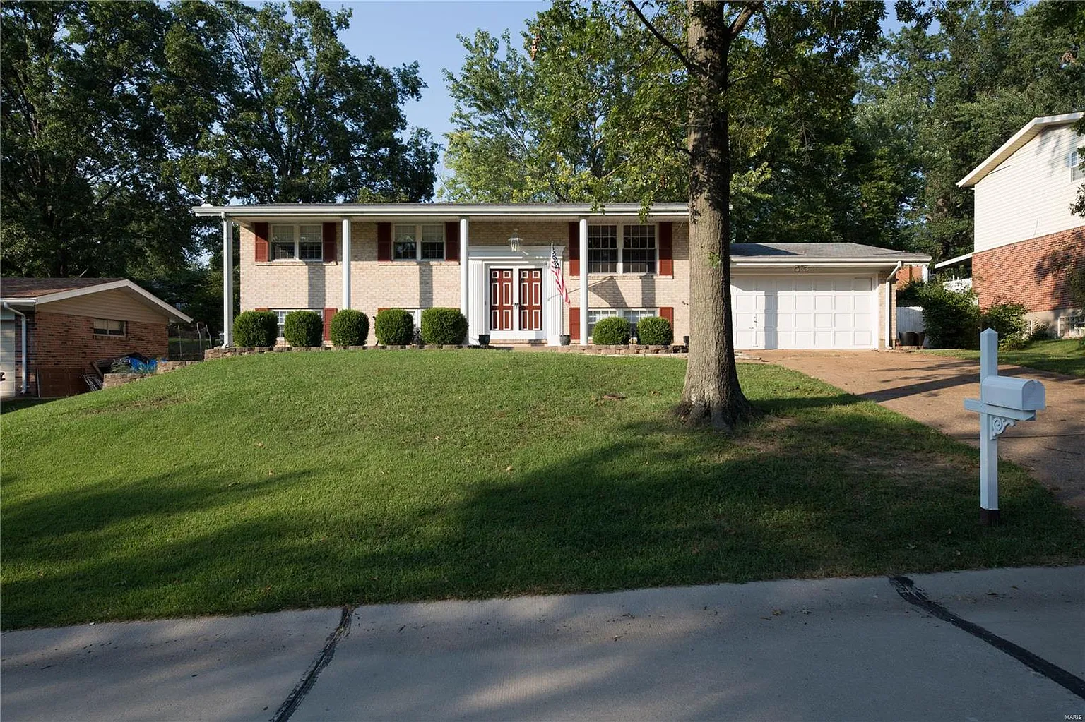 4737 Gatesbury Dr photo 1