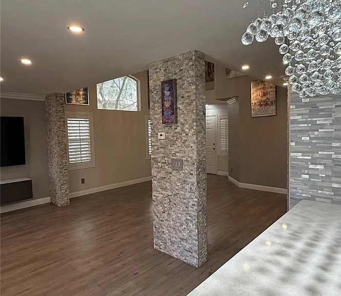 10087 Yellow Canary Ave — Photo 18