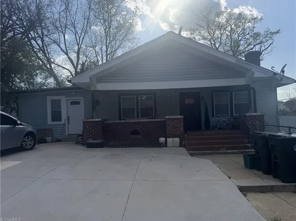 12 Park Ave, Thomasville, NC 27360