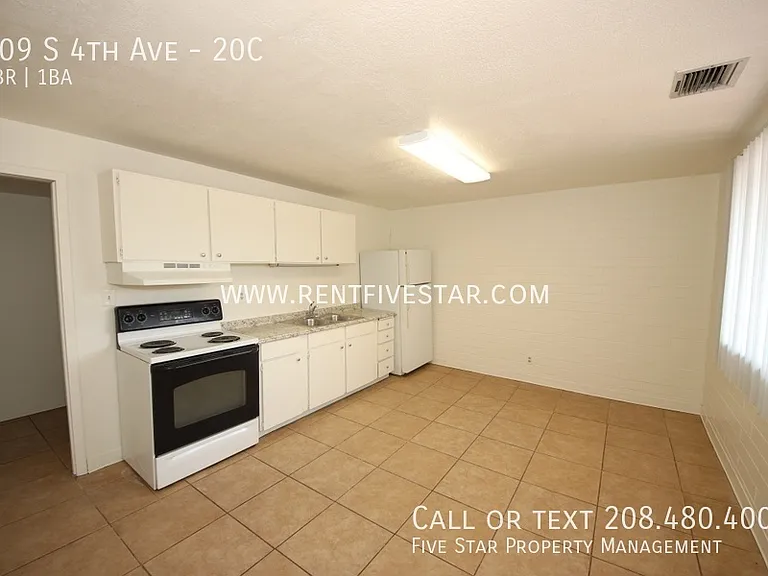 809 S 4th Ave #20-C — Photo 3