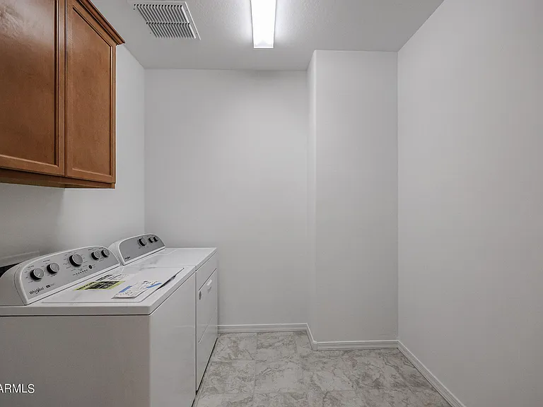 8752 W Medlock Dr — Photo 50