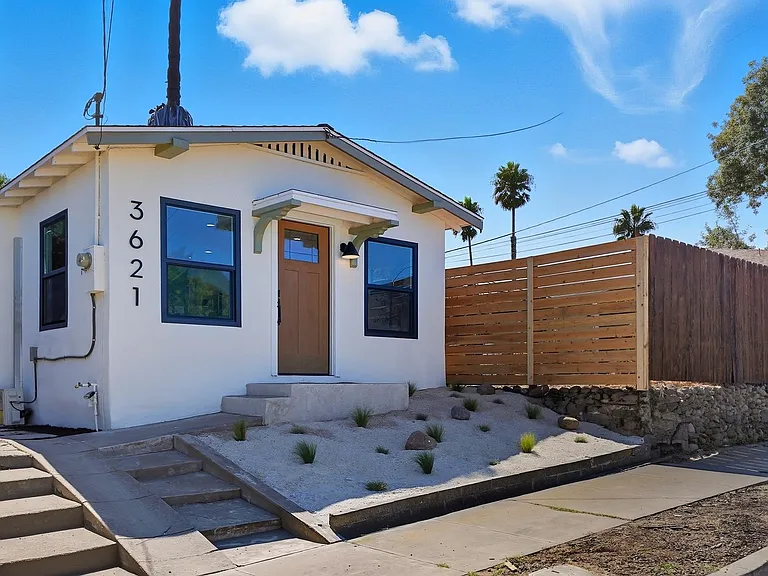 3621 Collier Ave — Photo 13