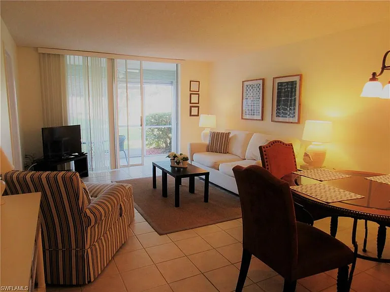 100 Forest Lakes Blvd #109 — Photo 9