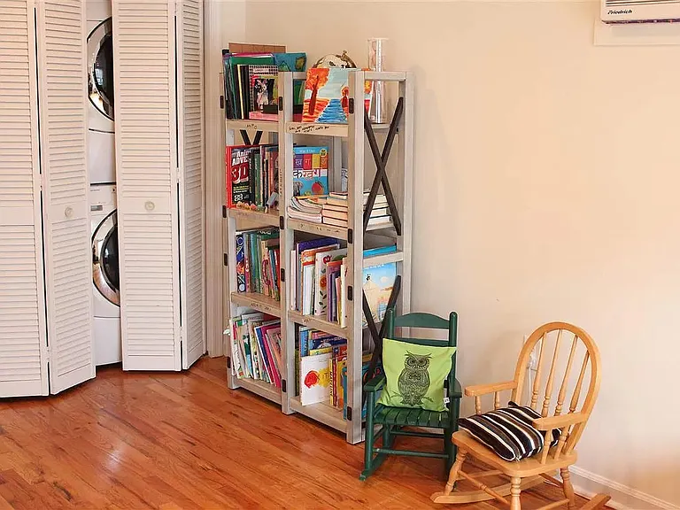134 Morris St #2 — Photo 5