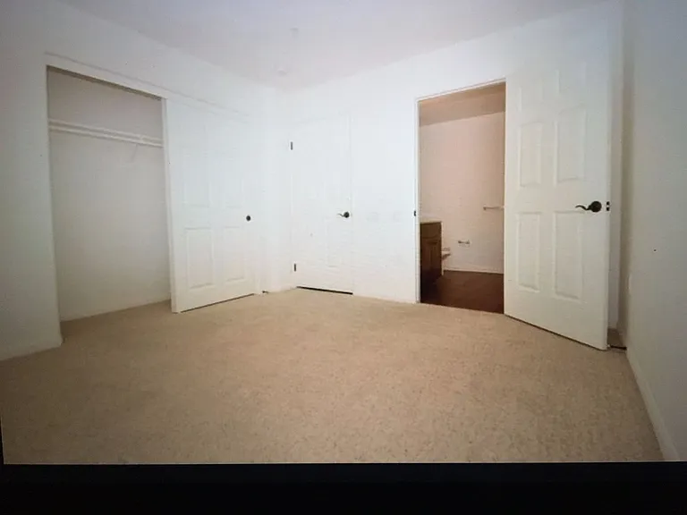 55+ Terrace at Seven Hills 1BR/1BA with parking — Photo 7