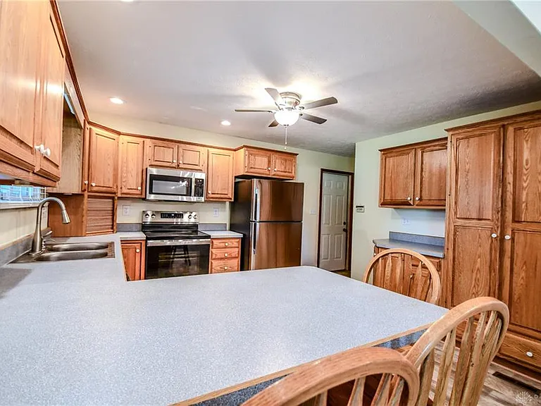 96 Pine Bluff Dr — Photo 10