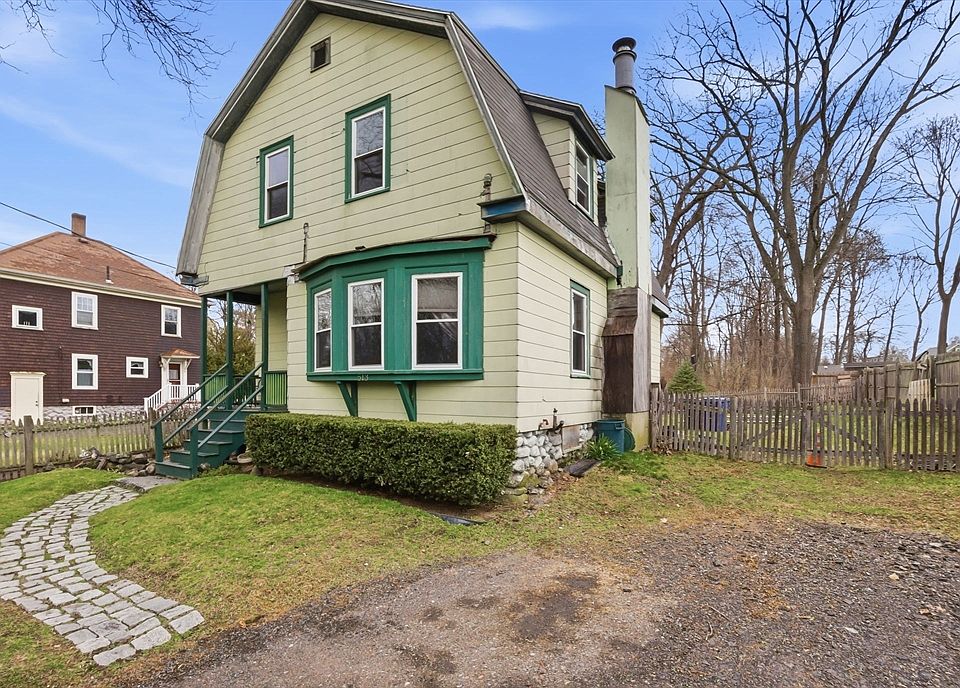 1st image of 513 Maple St