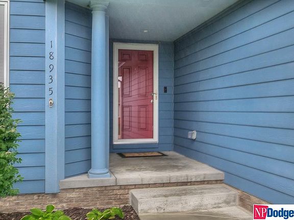 2nd image of 18935 Josephine St