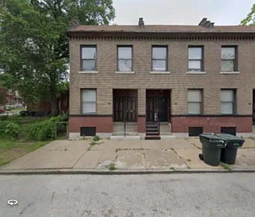 2548 Bremen Ave Photo 1