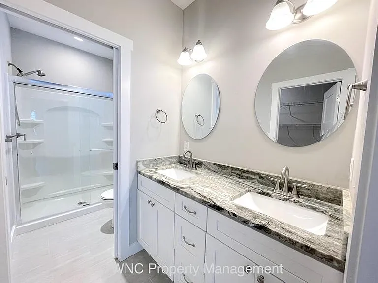 72 Leyland Cir — Photo 6