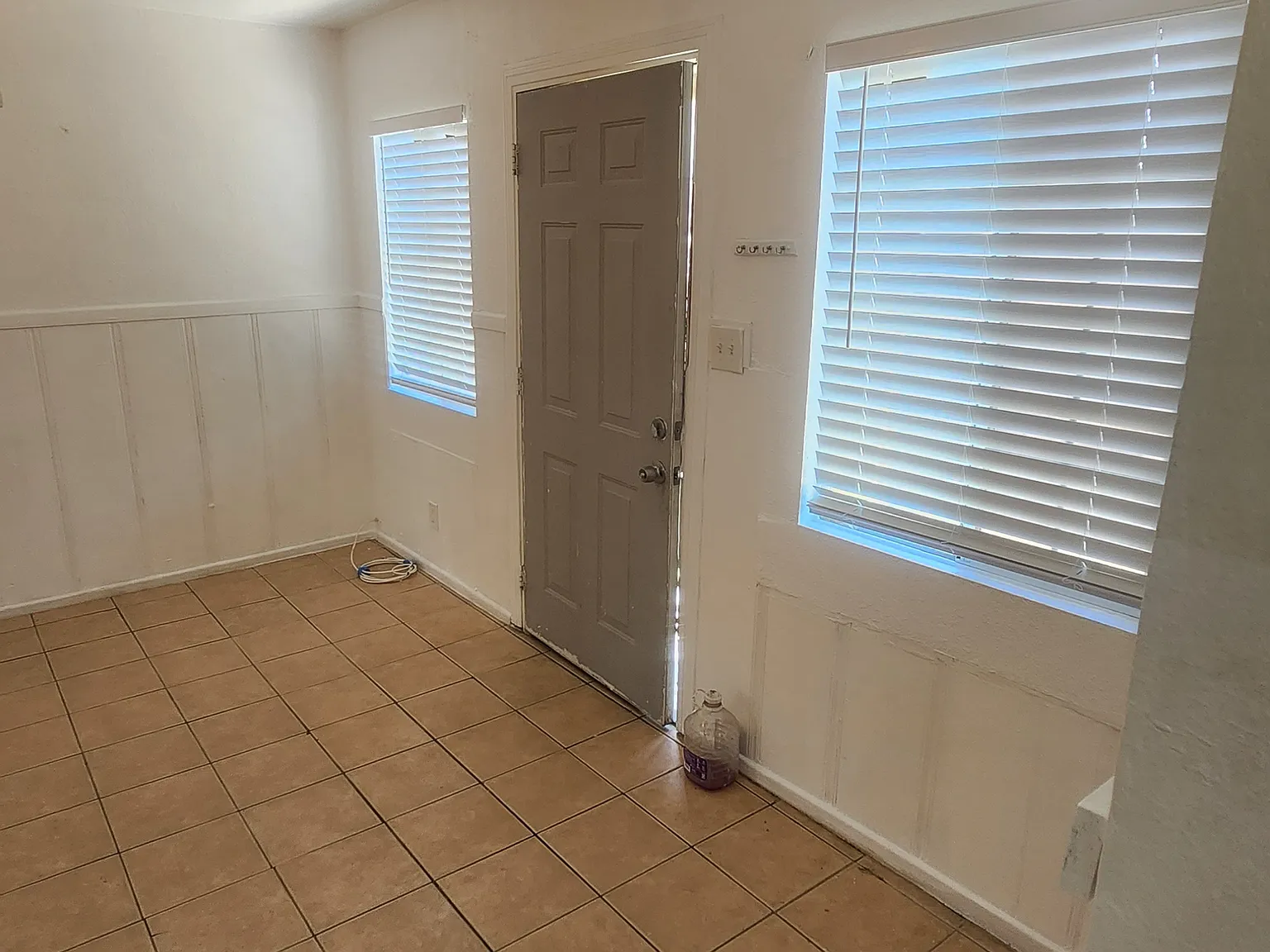 44778 Oasis St — Photo 1