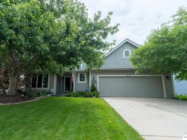8131 S 101st St, La Vista, NE 68128