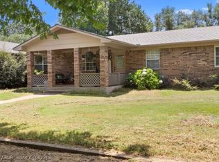 18825 Leflore Dr, Spiro, OK 74959