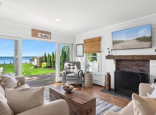 17 Leafy Way, Riverhead, NY 11901