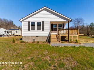 84 Spencer St, Clyde, NC 28721