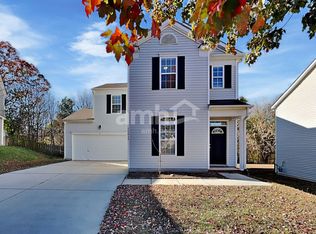 10615 Spring Rain Ct, Charlotte, NC 28278