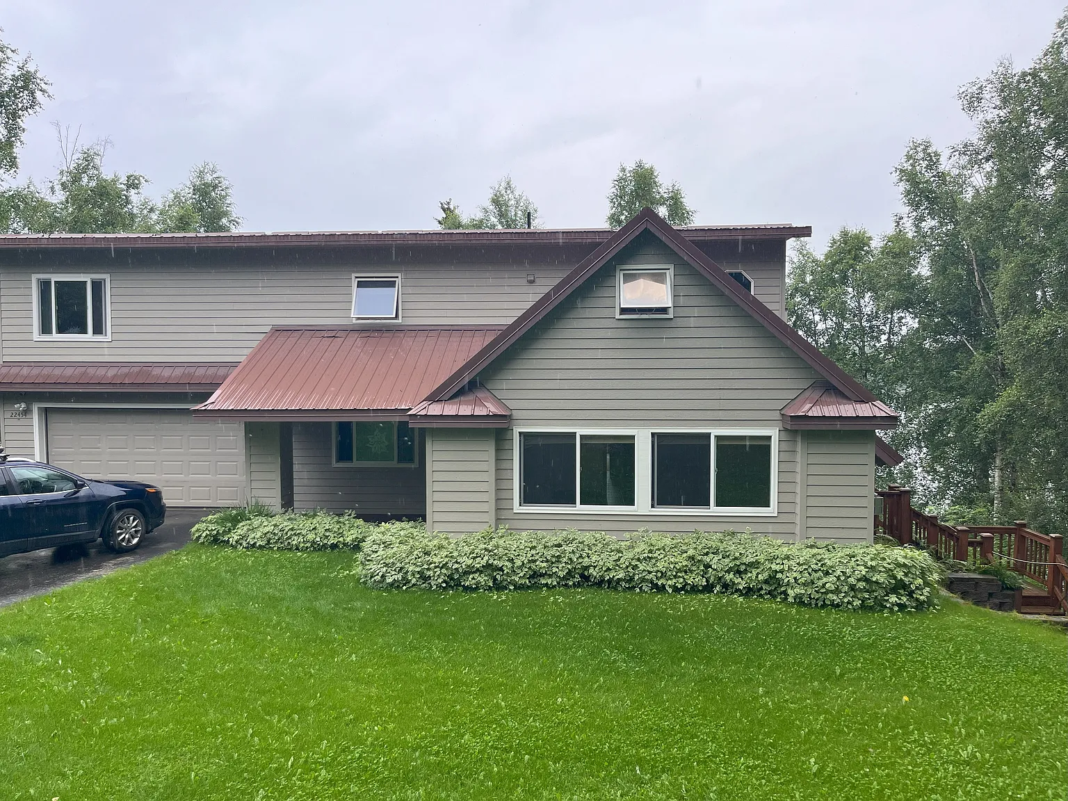 4 bed, 4049 sqft, $5,000 — Photo 1