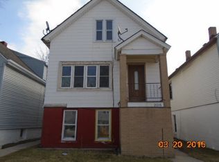 2016 S 15th Pl, Milwaukee, WI 53204
