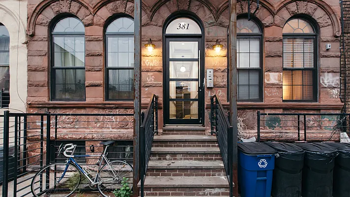 Rented by Nooklyn NYC LLC | media 37