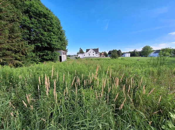 11 Gilman Street, Mars Hill, ME 04758