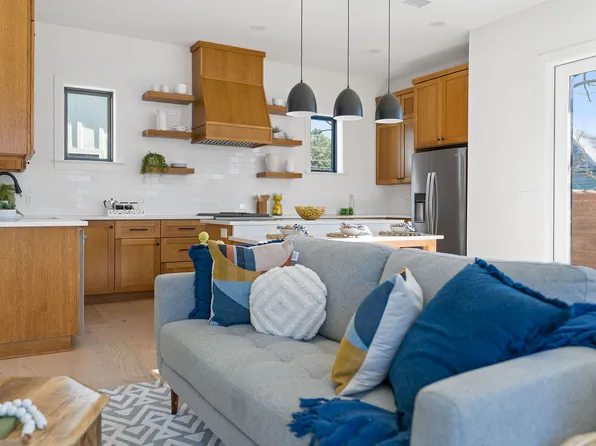 4418 Red River St #2, Austin, TX 78751
