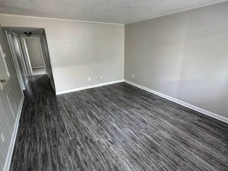 Springbrook Apartments — Photo 25