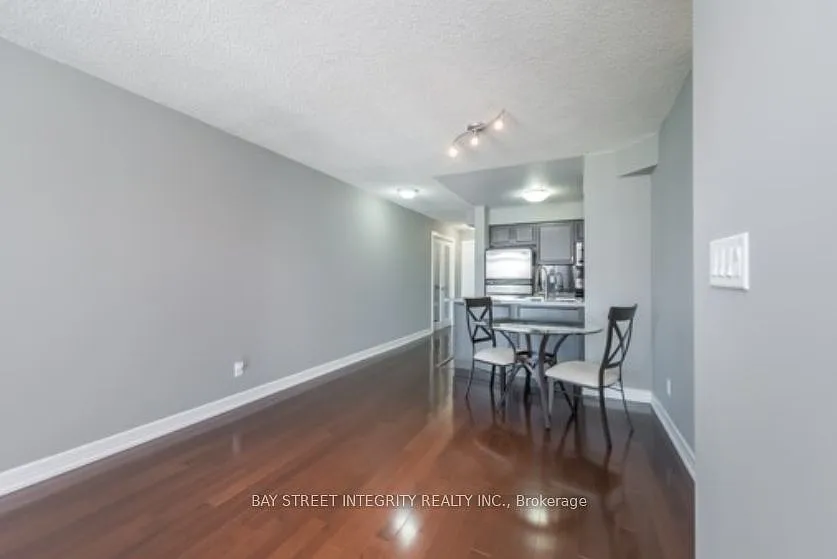 2 bed, $2,500 — Photo 3