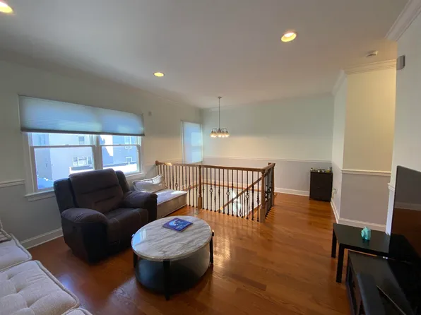 99 Leonard Street image 11 of 19