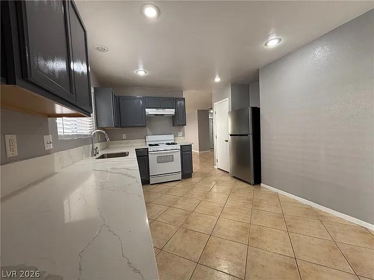 5344 Dawes Ct — Photo 9