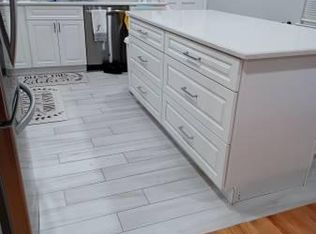 159 Cold Spring Rd #1, Stamford, CT 06905