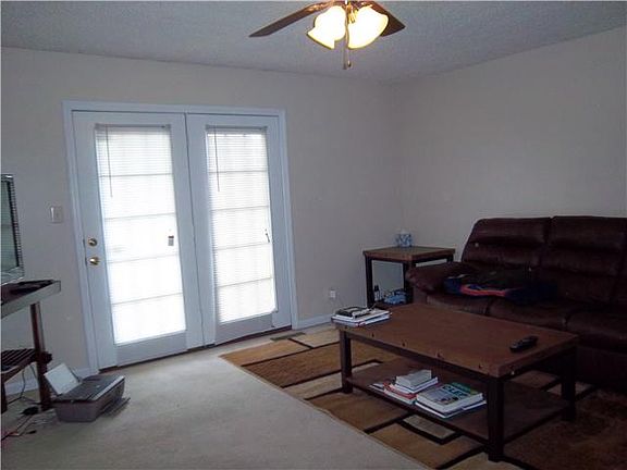 4th image of 398C Jack Miller Blvd