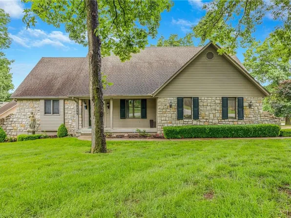 18203 E 50th Terrace Ct S, Independence, MO 64055