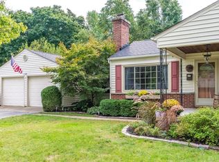 318 Woodmont Dr, Englewood, OH