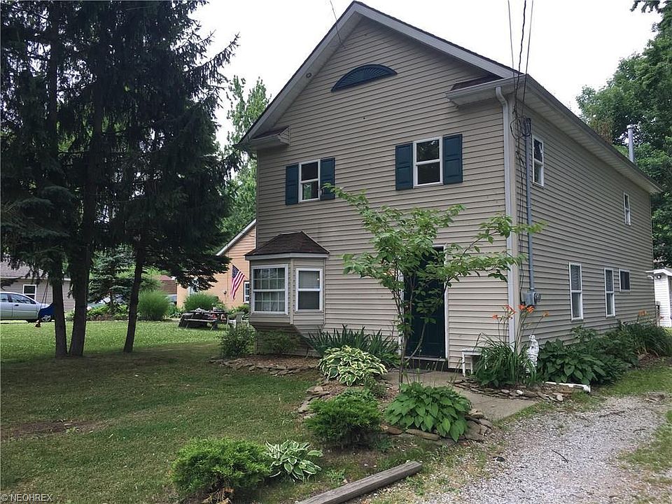 1st image of 1048 Elm Ave