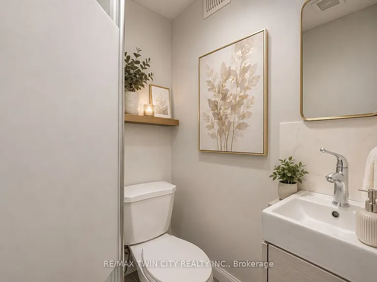 30 Green Valley Dr #110 — Photo 18