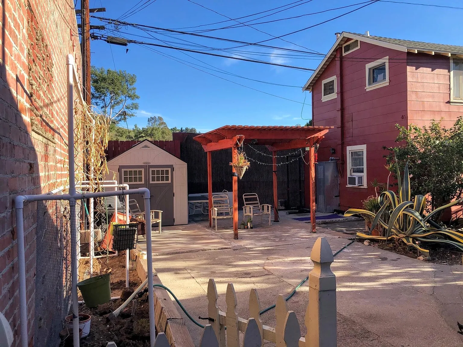 4510 N Figueroa St — Photo 2