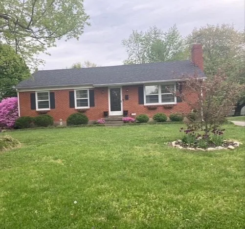 3 bed, 1425 sqft, $1,800 — Photo 3