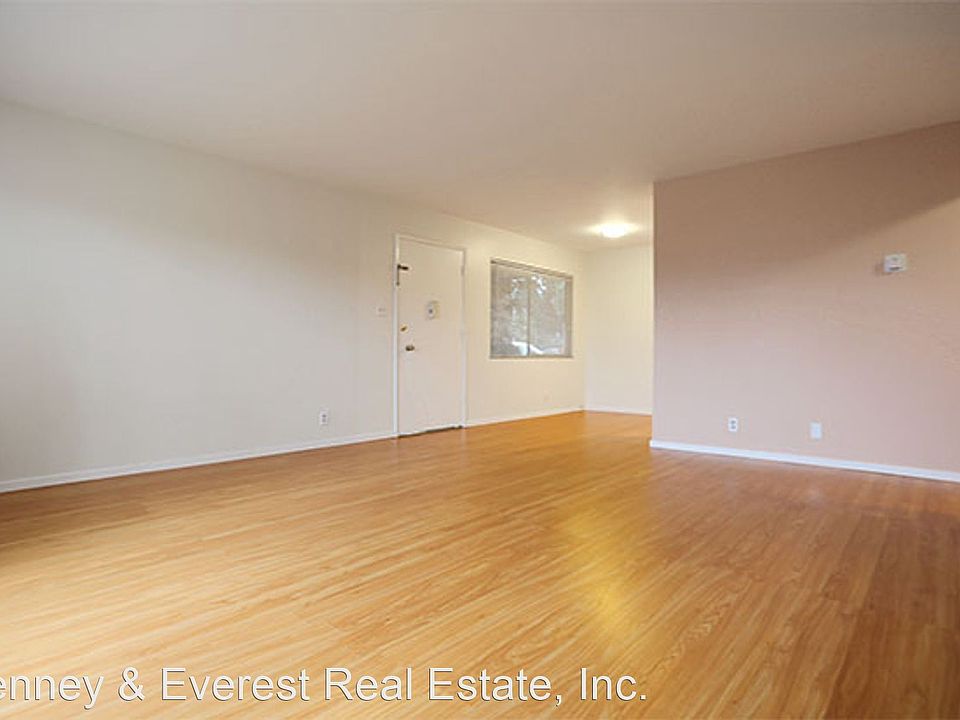 1st image of 1534 S Delaware St APT 1