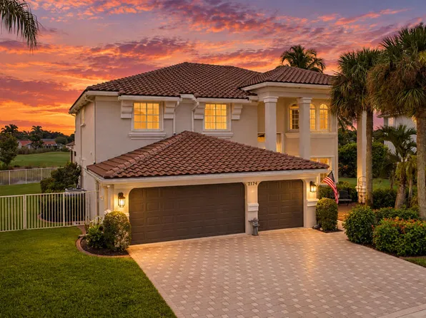 2174 Bellcrest Circle, Royal Palm Beach, FL 33411