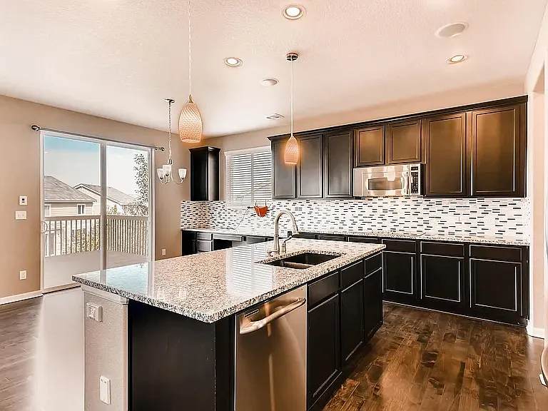 13992 Ashgrove Cir