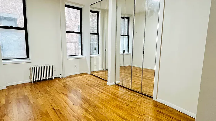 Rented by Aventana | media 12