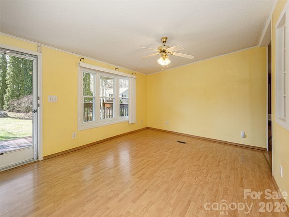 3rd image of 204 Cookies Way