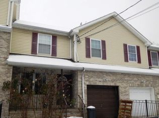 577 S 19th St, Newark, NJ 07103
