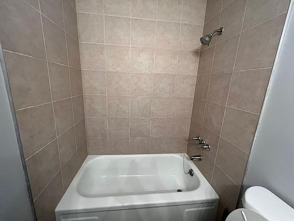 5th image of 1053 Dorchester St