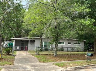 123 Panama Dr, Crestview, FL 32536