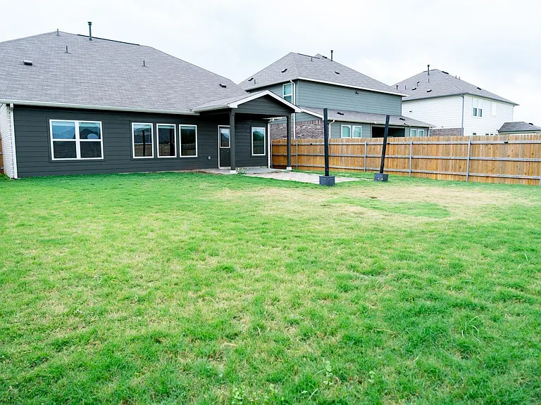 13108 Chapala Way — Photo 32